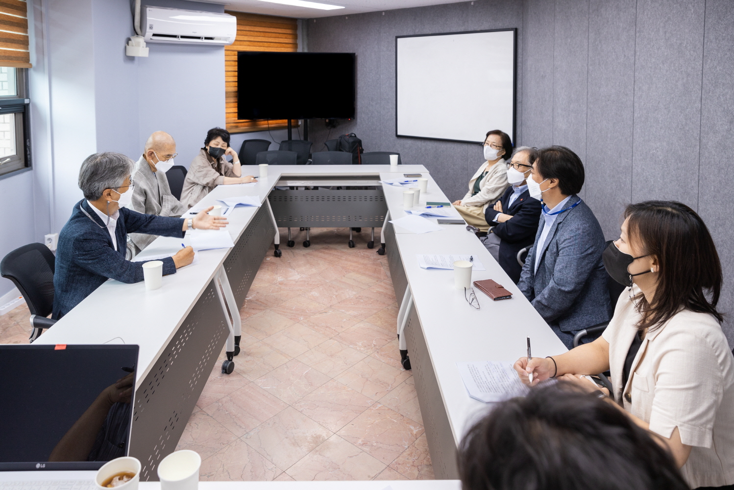  민주화운동기념관 건립위원회 상임공동대표 회의 모습