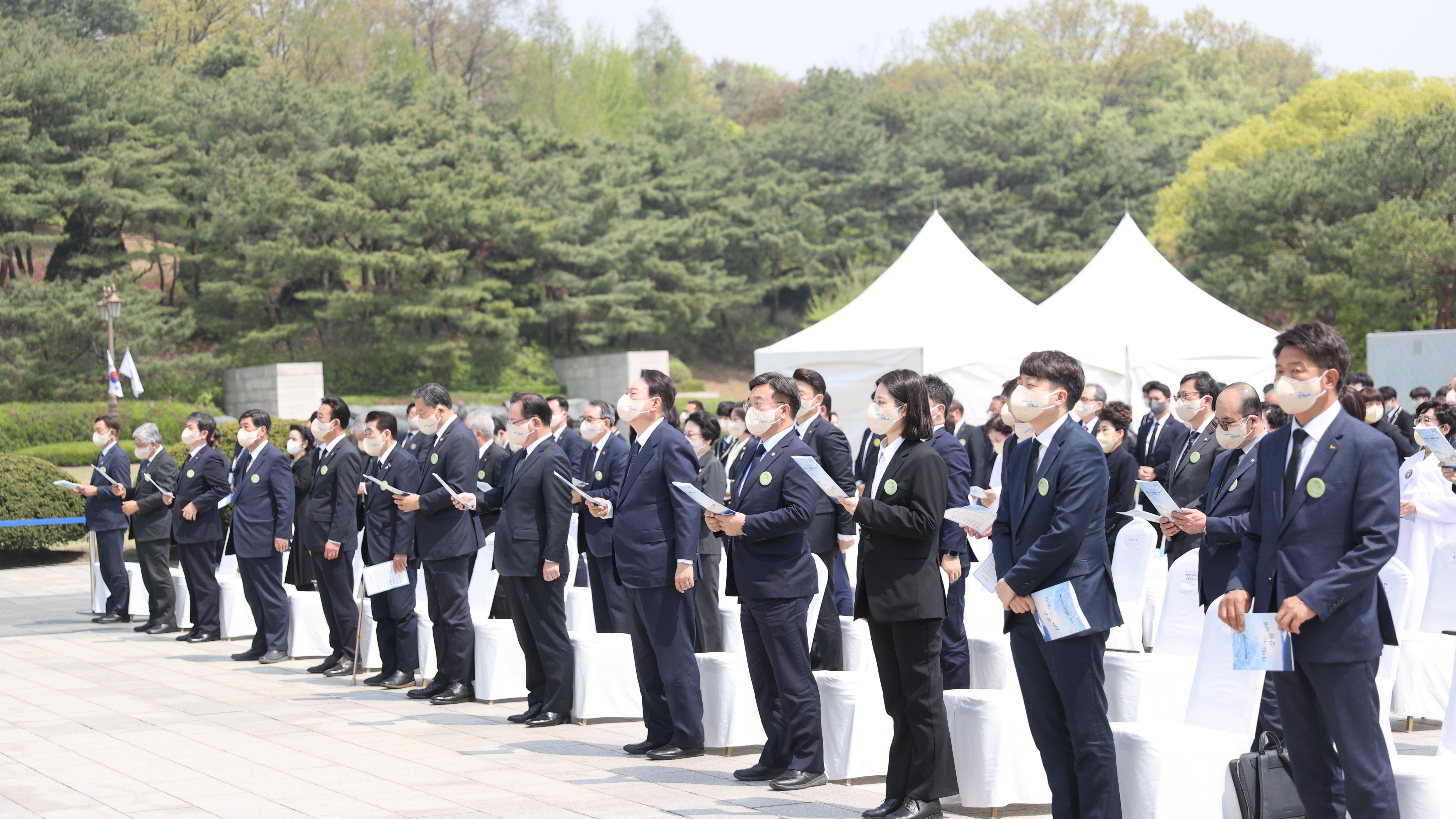 윤석열 대통령을 비롯한 주요 인사들의 모습