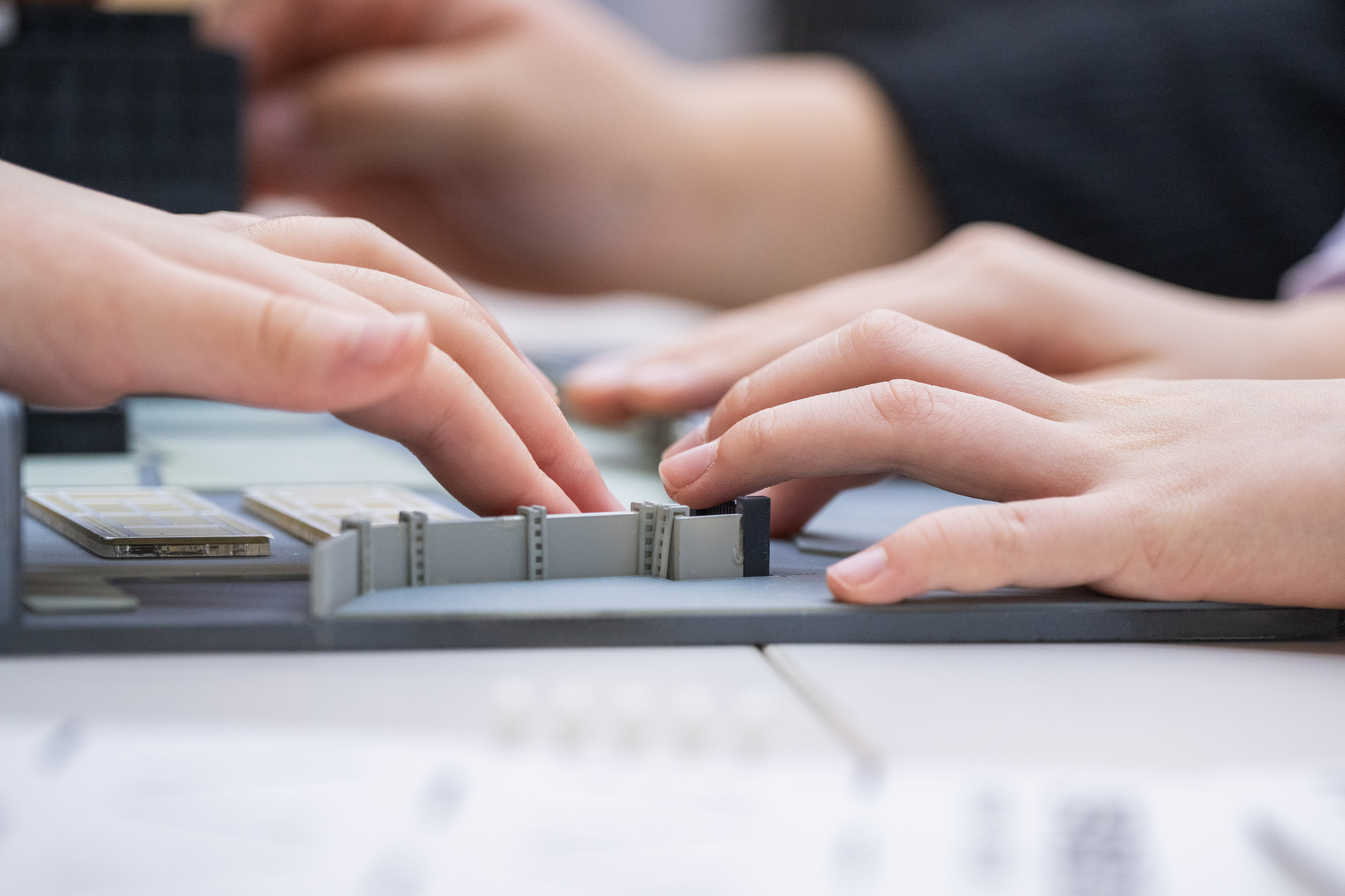 시각장애인 접근성 향상 프로그램 <_마주하다> 연관 이미지