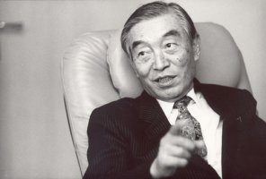 강원용목사 열사 사진